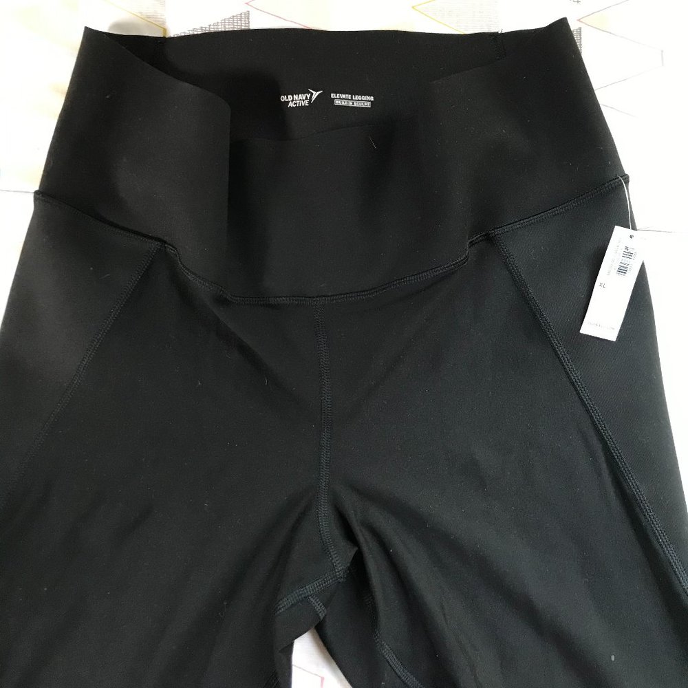 Old Navy Active Elevate Leggings, NWTs